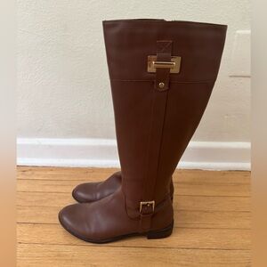 Women’s Boots Below Knee